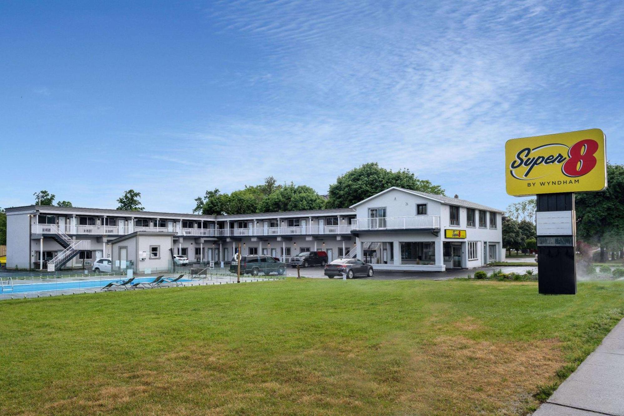Super 8 By Wyndham Niagara Falls On מראה חיצוני תמונה